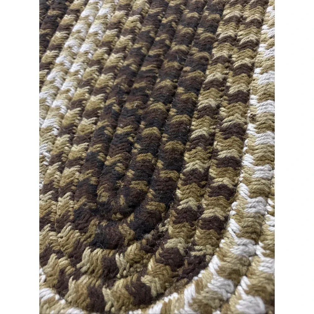Oval Braided Wool Blend Chunky Area Rug 32